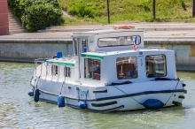 Barka turystyczna Penichette 935 W - czarter barek	 foto: LOCABOAT