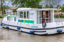 Barka turystyczna Penichette 1120 R - czarter barek foto: LOCABOAT