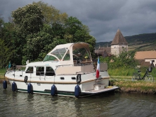 Francja - Burgundia - Saone - czarter barki turystycznej
 foto: LOCABOAT