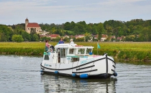 Francja - Burgundia - Saone - czarter barki turystycznej
 foto: LOCABOAT