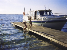 Czarter barki turystycznej w Finlandi foto: Saimaan Solmu