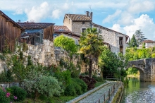 Rzeka Baïse - Nérac - Południowo - zachodnia Francja - czarter barek turystycznych foto: LOCABOAT