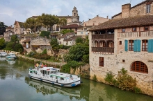 Baise - południowo - zachodnia Francja - czarter barek turystycznych foto: LOCABOAT
